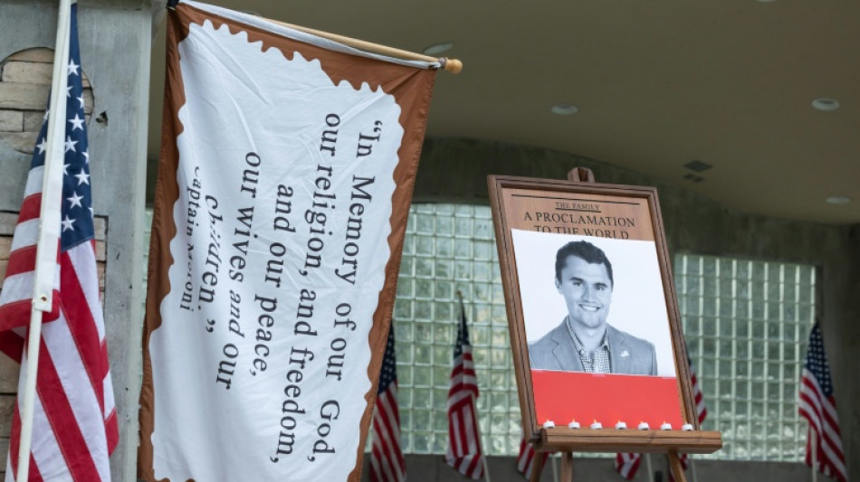 'Ameaça à democracia': o mundo reage ao assassinato de Kirk, aliado de Trump