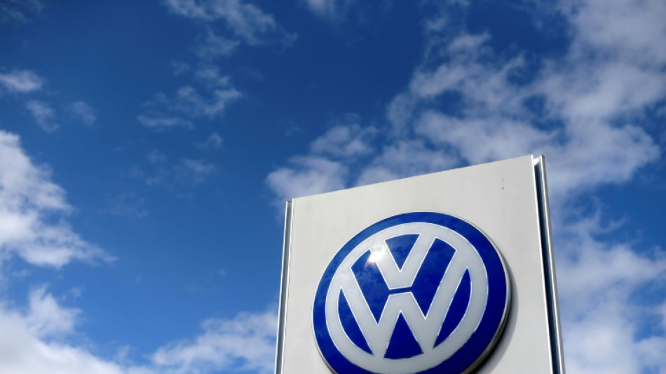 Hohe Kosten dr&uuml;cken Volkswagen-Gewinn - Umsatz 2024 leicht gestiegen