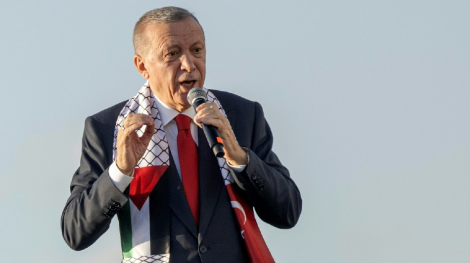 Turqu&iacute;a denuncia a Netanyahu y retira a su embajador en Israel