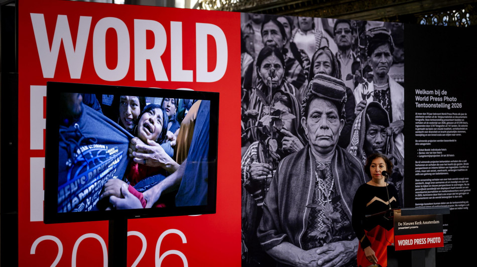 La foto di una famiglia di migranti separata dall'Ice vince il World Press Photo