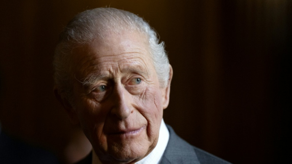 La ca&iacute;da en desgracia del expr&iacute;ncipe Andr&eacute;s coloca las finanzas de la monarqu&iacute;a en entredicho