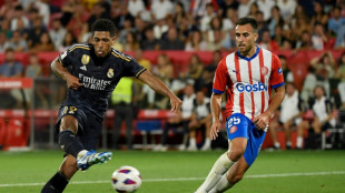 El Real Madrid defiende el liderato liguero ante Osasuna antes del par&oacute;n internacional