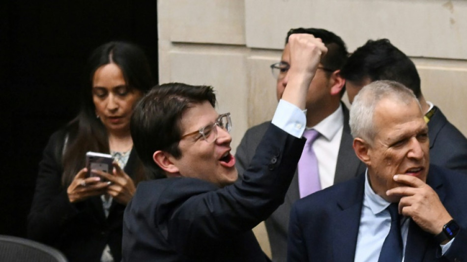 Colômbia procura autores intelectuais de atentado contra pré-candidato à presidência