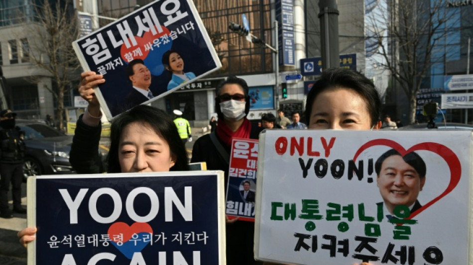 Ex-presidente sul-coreano &eacute; condenado a 5 anos de pris&atilde;o por tentar impor a lei marcial