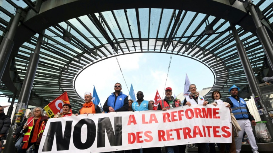 Un 1er mai "unitaire" et "combatif" contre la r&eacute;forme des retraites, mais pas de raz-de-mar&eacute;e