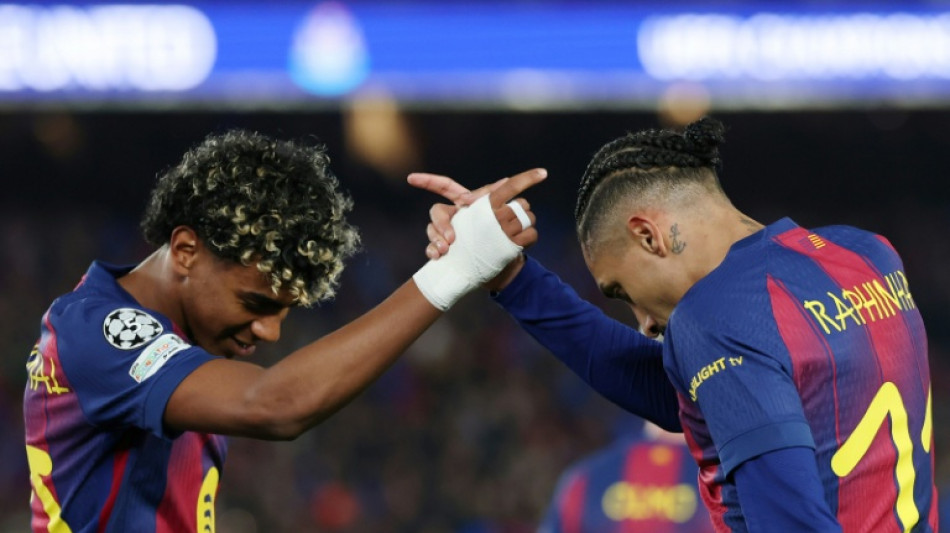 Festival goleador del Bar&ccedil;a ante el Newcastle para sellar el pase a cuartos