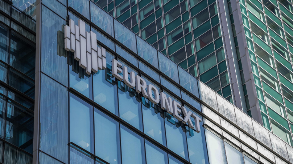 Borsa: la tregua in Libano non scalda l'Europa, Milano +0,6%