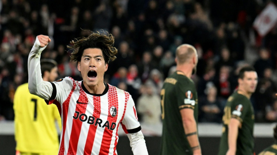 Grifo und Suzuki brillieren: Freiburg schl&auml;gt Utrecht