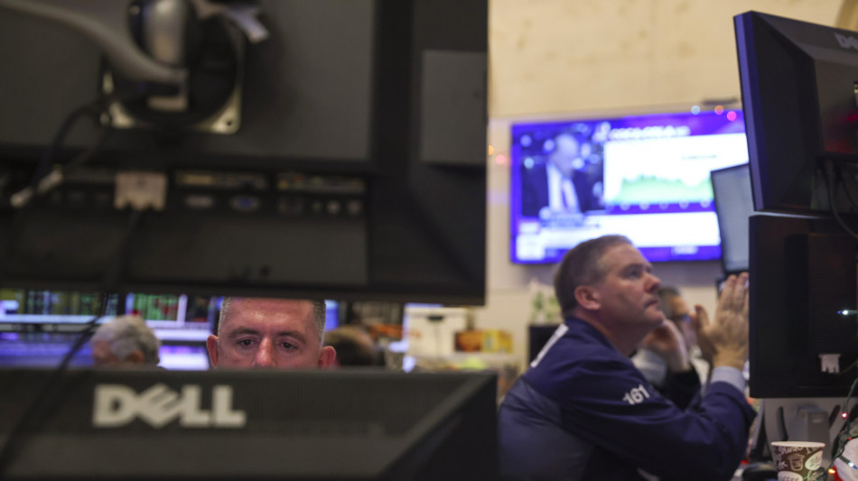 Wall Street apre in rialzo, Dj +0,69%, Nasdaq +1,48%