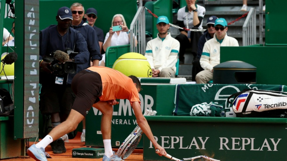 Medvedev thrashed 6-0, 6-0 by Berrettini in Monte Carlo