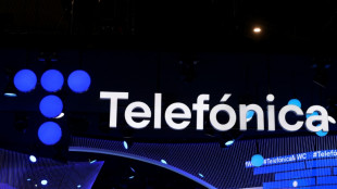Telef&oacute;nica confirma que cumplir&aacute; objetivos de 2023 tras beneficios  del tercer trimestre