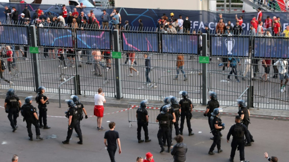 Franz&ouml;sischer Innenminister verteidigt Vorgehen der Polizei beim Champions-League-Finale