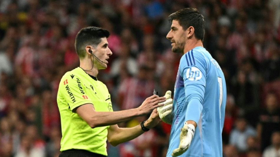 Atl&eacute;tico e Real Madrid empatam em cl&aacute;ssico marcado confus&atilde;o na torcida