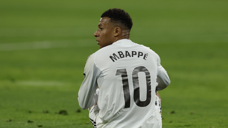 Infortunio per Mbapp&egrave;, ma al momento Mondiali non a rischio
