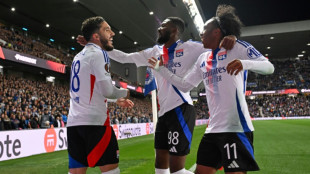 Lyon goleia Rangers (4-1) e soma segunda vit&oacute;ria na Liga Europa