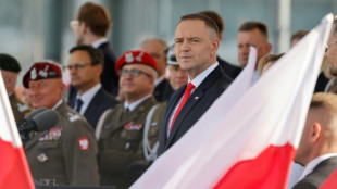 Faixa exibida por torcedores de futebol israelenses gera indignação na Polônia