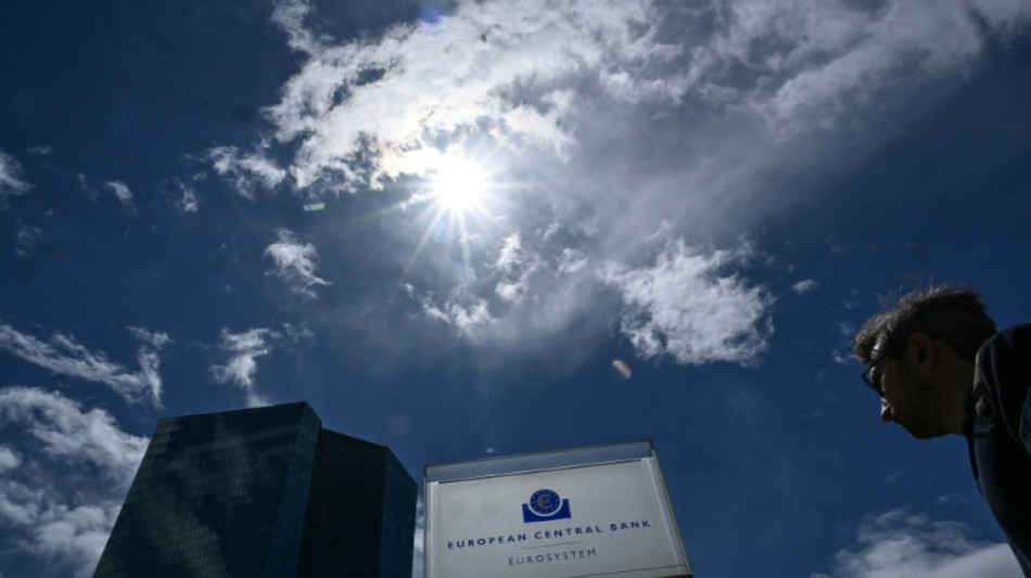 New Mideast fighting keeps eurozone rate-setters on edge