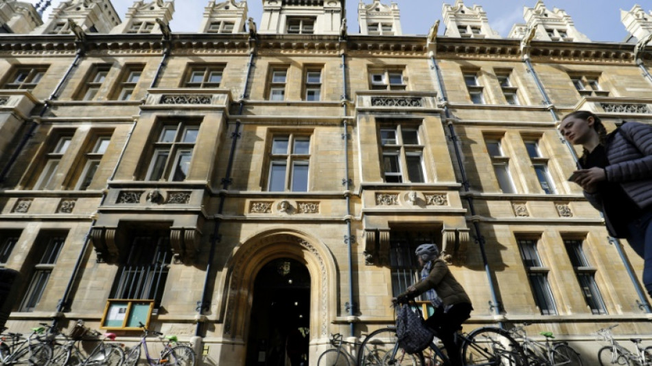 Universidade de Cambridge n&atilde;o aceitar&aacute; temporariamente doa&ccedil;&otilde;es de empresas petrol&iacute;feras
