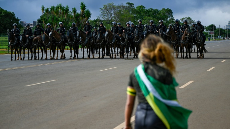 Brasiliens Sicherheitskr&auml;fte r&auml;umen Protestcamps und nehmen 1500 Bolsonaro-Anh&auml;nger fest