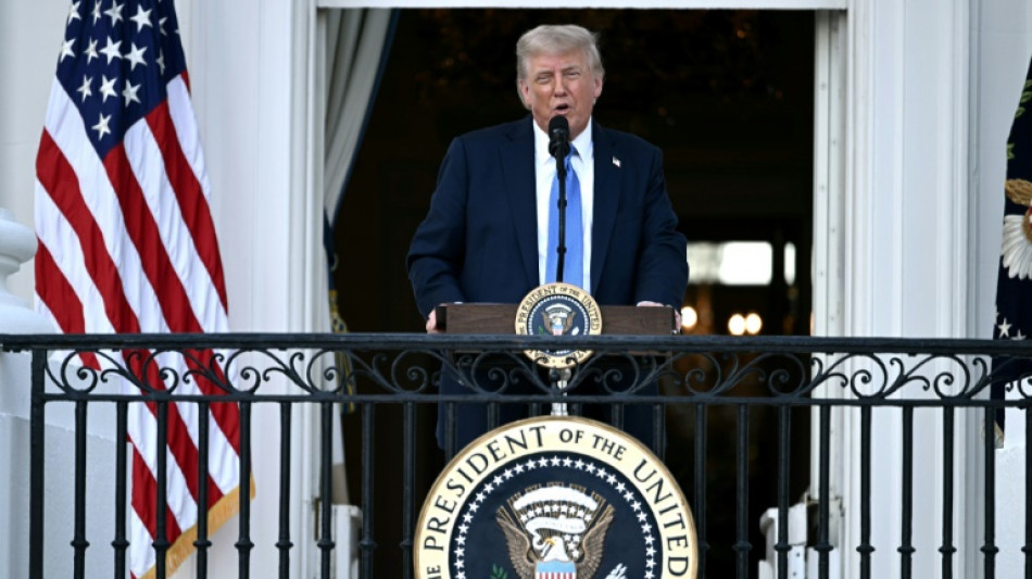 Trump ferme le territoire américain aux ressortissants de 12 pays