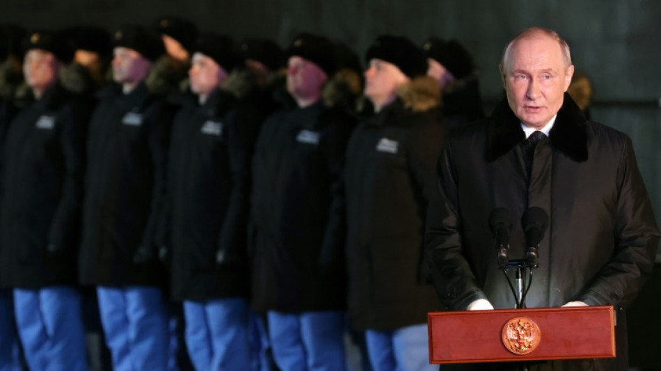 Ukraine: Poutine évoque l'idée d'une "administration transitoire" sans Zelensky