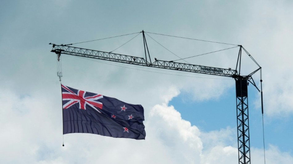 Correos de Nueva Zelanda suspende envíos a EEUU por los aranceles de Trump