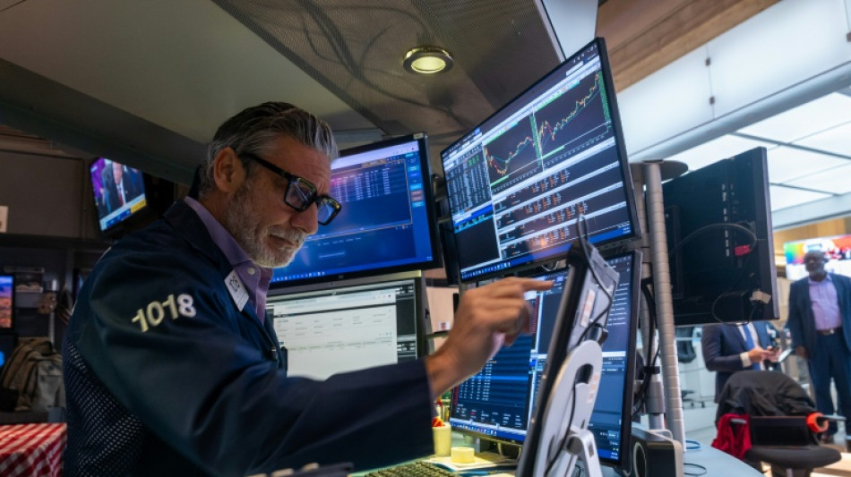 Records &agrave; Paris et en Europe, Wall Street en hausse: les Bourses saluent la fin annonc&eacute;e du "shutdown"