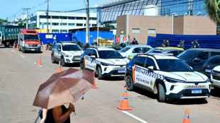 Bolsonaro tem melhora da fun&ccedil;&atilde;o renal, mas segue sem previs&atilde;o de alta