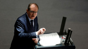 Vier weitere Minister präsentieren Regierungsprogramm