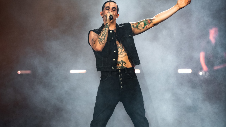 La sfilata 'Erotica' di Achille Lauro a San Siro