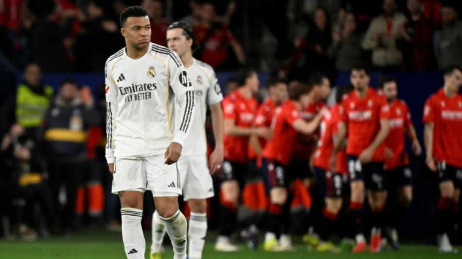 Real Madrid perde para Osasuna e Bar&ccedil;a pode retomar lideran&ccedil;a do Campeonato Espanhol
