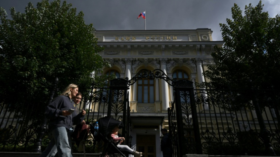 Russia cuts interest rate as economy slows