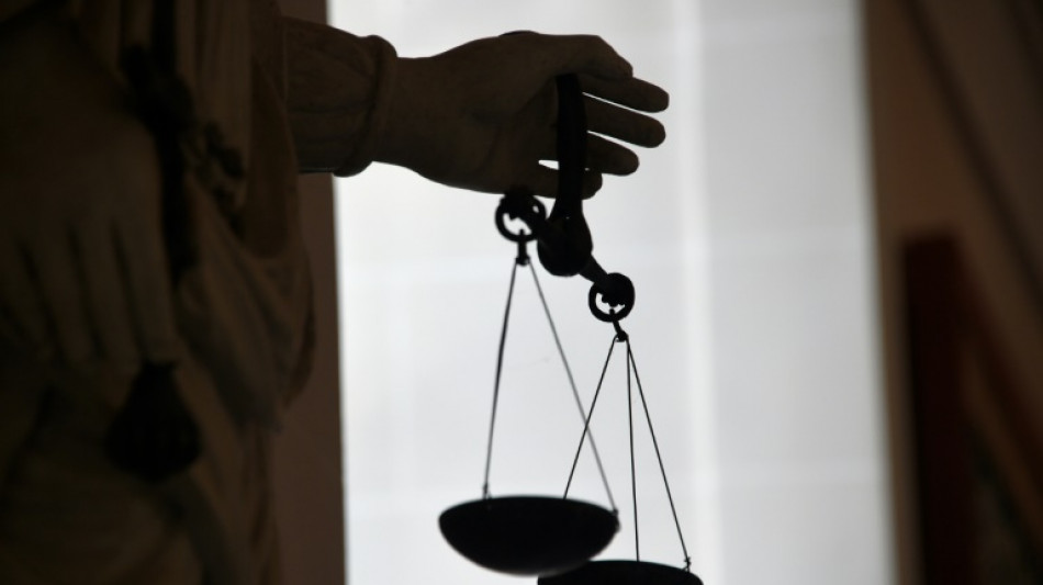 35-J&auml;hriger aus Baden-W&uuml;rttemberg pr&uuml;gelt Ehefrau zu Tode - lebenslange Haft