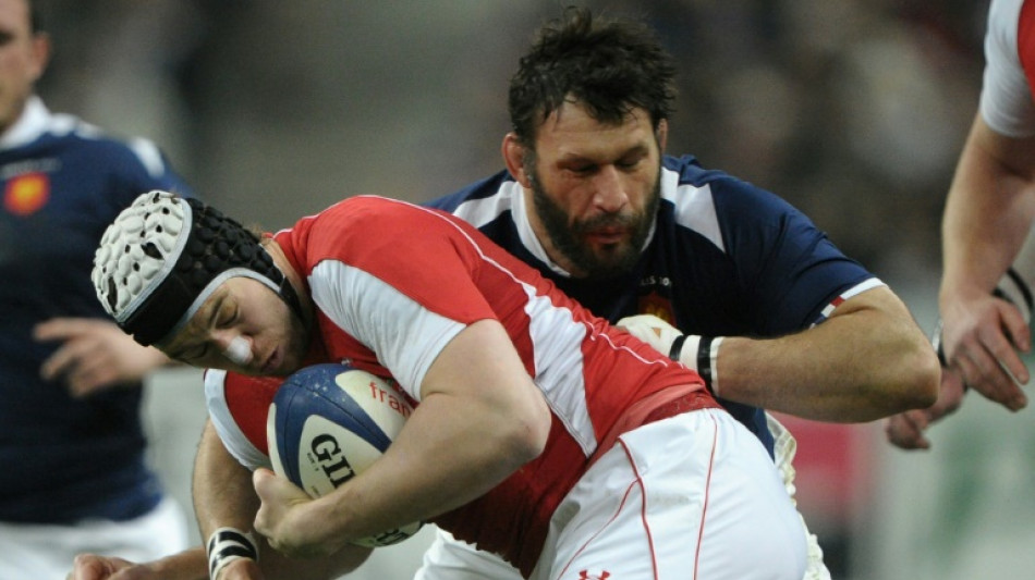 Rugby: l'ancien capitaine gallois, Ryan Jones, atteint de d&eacute;mence pr&eacute;coce