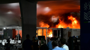 Un incendio deja en suspenso la COP30 en su recta final