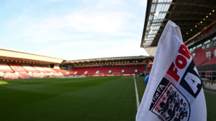 Trans-Frauen im englischen Fußball künftig ausgeschlossen