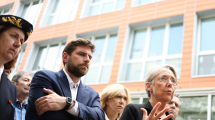 Emeutes: indignation unanime apr&egrave;s l'attaque du domicile d'un maire, appel au calme de la grand-m&egrave;re de Nahel