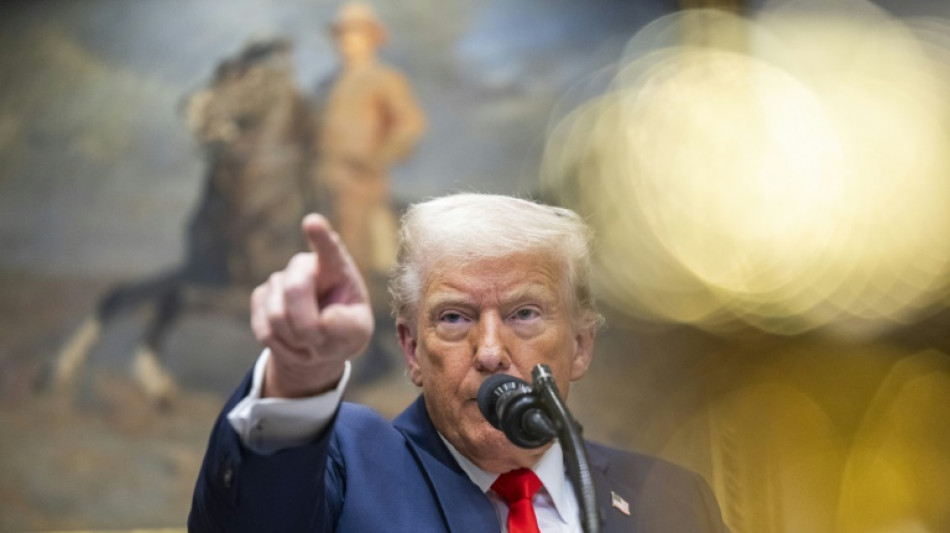 Trump ouvre la porte &agrave; un compromis dans sa guerre commerciale contre le Canada et le Mexique