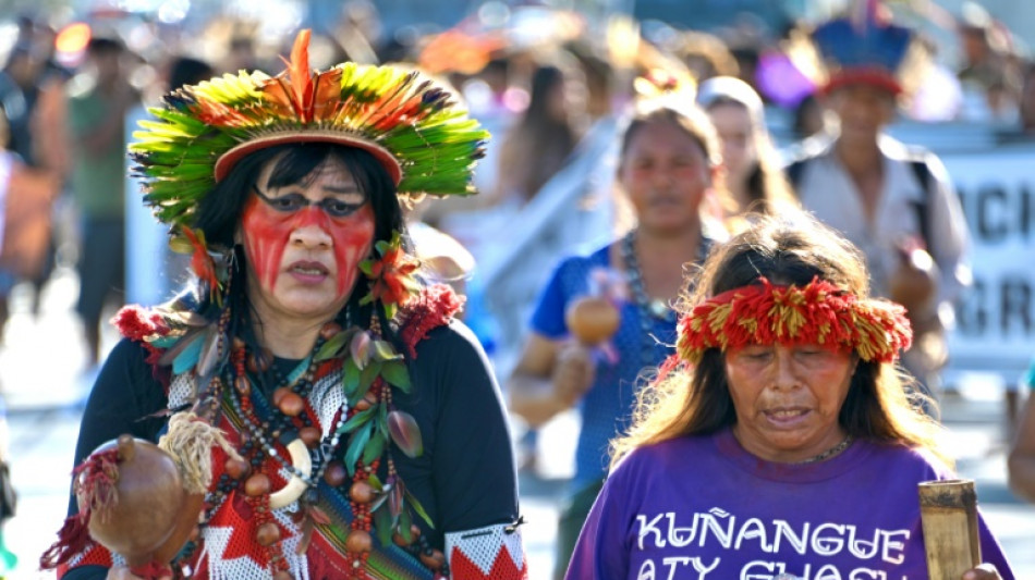 Relat&oacute;rio aponta aumento de assassinatos e mortalidade infantil de ind&iacute;genas no pa&iacute;s