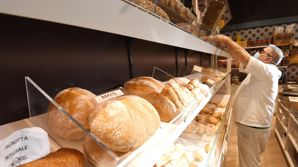 Il tasso di disoccupazione a febbraio a 5,9%, minimo da 2007