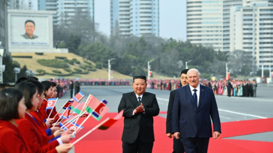 Nordkoreas Machthaber Kim empf&auml;ngt belarussischen Staatschef Lukaschenko in Pj&ouml;ngjang