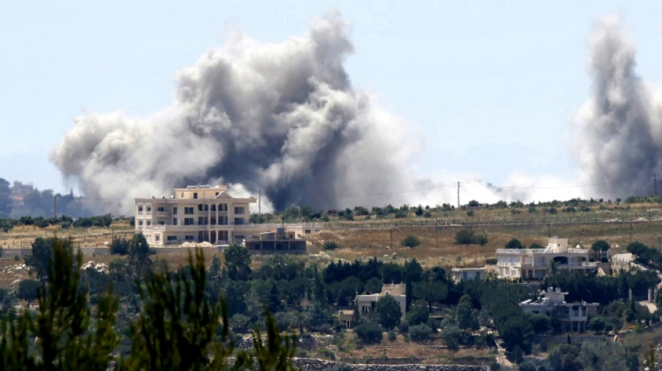 Israeli strike kills three Lebanese soldiers