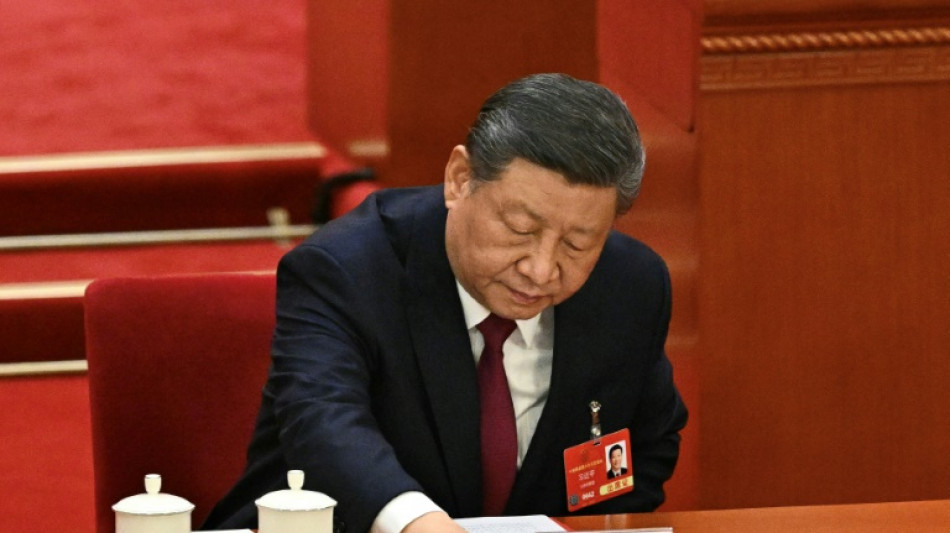 La Chine appelle &agrave; "lutter sans rel&acirc;che" en achevant sa grand-messe politique