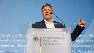 Habeck zu Z&ouml;llen: EU-Reaktion ist vorbereitet und Trump muss sie sp&uuml;ren