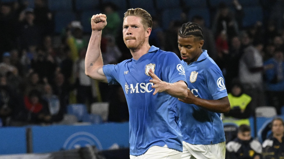 Serie A: doppio De Bruyne e Lang, il Napoli stende il Frosinone al Maradona