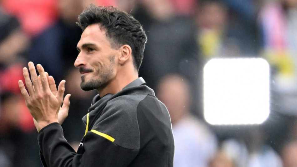 Zagueiro alem&atilde;o Mats Hummels j&aacute; treina com a Roma