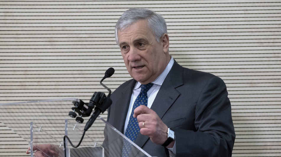 Tajani, 'domani incontrer&ograve; ministro Esteri siriano a Roma'