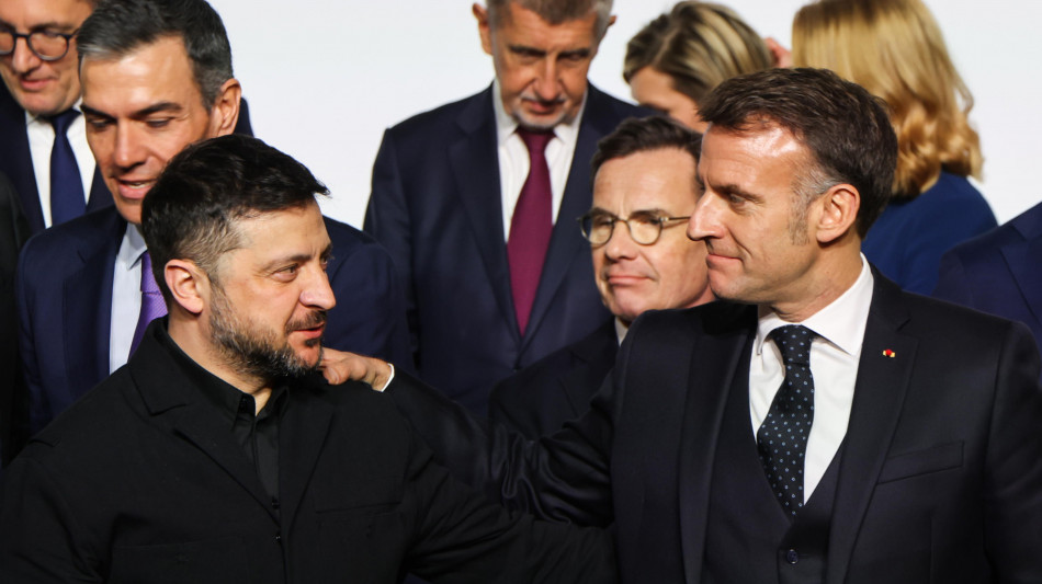 Zelensky, progressi con gli Usa sul monitoraggio della pace