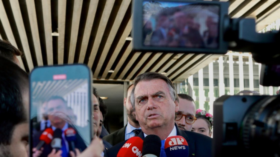 TSE inicia julgamento que pode tornar Bolsonaro ineleg&iacute;vel