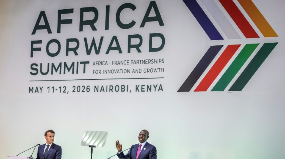 R&eacute;gler les crises mondiales sans l'Afrique est une "faute", estime Macron, &agrave; la fin d'un sommet franco-africain
